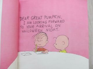 IT ' S THE GREAT PUMPKIN CHARLIE BROWN by Charles Schultz 1 st printing 1969 4