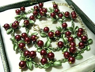Gorgeous Vintage Style Art Deco Red Faux Pearl Bead Cranberries Enamel Necklace