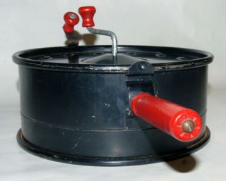 Vintage E - Z Corn Popper Stove Top Camping Popcorn Maker Red Wood Handle & Crank 5