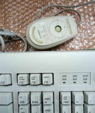 Vintage Apple Design Keyboard M2980 and ADB Mouse II M2706, 3