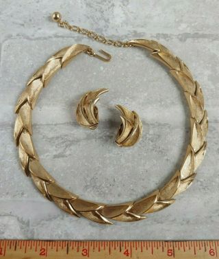 Vtg Trifari Signed Greek Laurel Wreath Gold Tn Leaf Link Necklace & Earrings Set