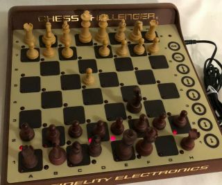 Vintage Fidelity Chess Challenger SCC Complete Electronic Computer Board Game 2