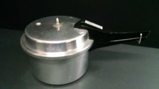 Vintage Mirro - Matic 4 Quart Pressure Cooker,  Aluminum,  8 " Diameter