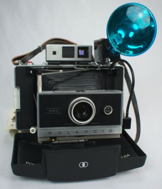 Vintage Polaroid Automatic 250 Land Camera With Case Flash Bulbs And More