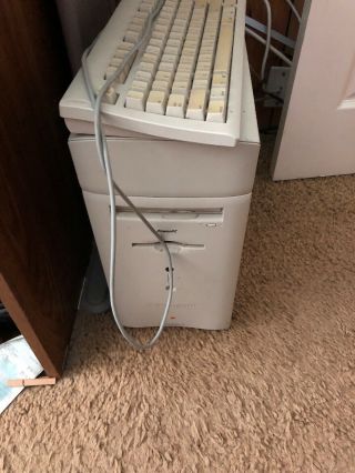 Apple Power Macintosh 6500/225 Computer