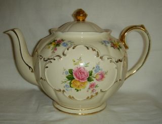 Pretty Vintage English Sadler Large Round Teapot Flowers Decoration & Gold