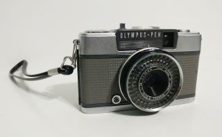 Vintage Olympus Pen Ees - 2 30mm Half Frame Film Camera Grey Made In Japan Repair