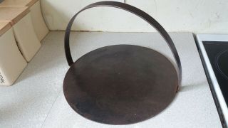 Vintage Gypsy Hanging Flat Skillet / Griddle Pan - 12 3/4 Inch Diameter