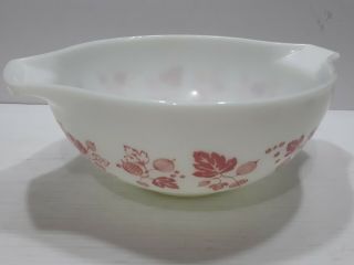 Vintage Pyrex Pink Gooseberry 443 Cinderella 2 1/2 Quart Mixing Bowl