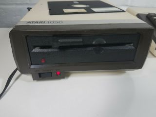 Atari 1050 Disk Drive Powers On Vintage With Book 4