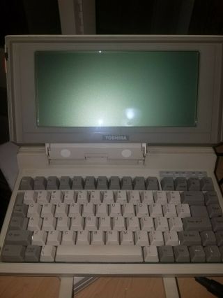 Toshiba T1100 Plus 1986 Laptop Computer,  Vintage
