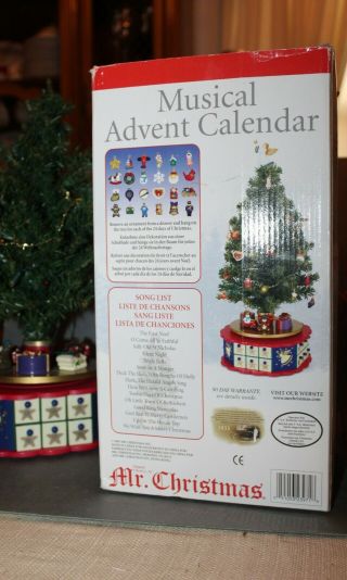 Vintage Avon Christmas Advent Revolving Musical Christmas Tree complete 3
