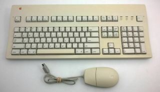 Apple Extended Keyboard Ii M3501 Mechanical Clicky - Key W/apple M2706 Mouse
