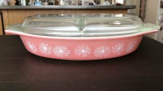 Vintage Mid Century Pyrex Pink Daisy 1 - 1/2 Qt Divided Casserole Dish W/ Lid