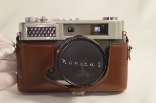 Vintage Konica S 35mm Rangefinder Film Camera With 45mm F1.  8 Hexanon Lens