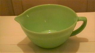 Vintage Fire King Green Jadeite Batter Mixing Bowl W/handle & Pour Spout