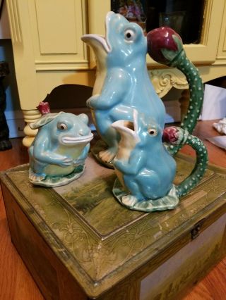 Unique Vintage Frog Set With Pitcher,  And Matching Creamer And Sugar Bowl