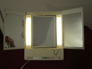 Vintage Clairol 3 Way Make Up Folding Cosmetic Mirror Lm - 8 True To Light