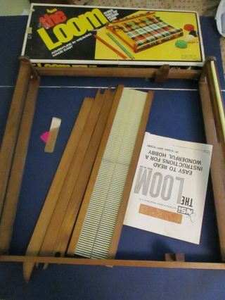 Vintage Nsi 20 " Table Top Weaving Loom Box