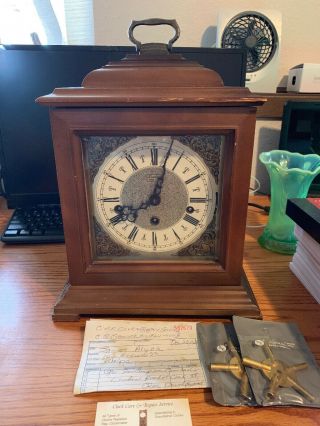 Vintage Linden Triple Chime Mantle Clock - Windup - As - Is