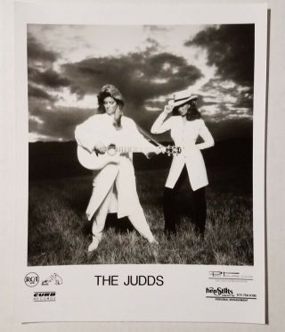The Judds - Vintage Record Label Photo - 1980 