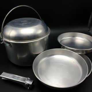 Vtg Mirro 7 Pc Aluminum Pots Pans Nested Camping Cook Dinner Ware Set Plates Usa