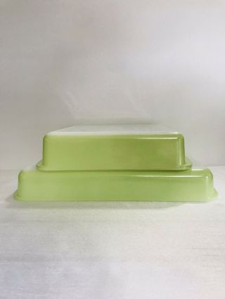 Two Vintage Pyrex 232 And 222 Key Lime Green Baking Lasagne Brownie Cake Pans