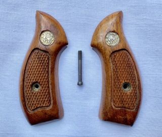 Smith & Wesson Factory Wood Grips & Screw,  S&w J Frame Round Butt - Vintage