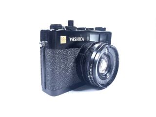 Vintage Yashica Electro 35 Cc Black 35mm Film Camera