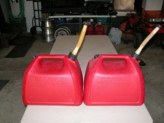 Vintage Rubbermaid (pre Ban) 5 Gallon Plastic Red Gas Can Vented With Spout