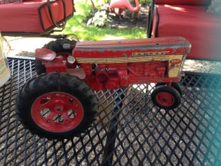 Carter Tru - Scale Farmall 560 Toy Tractor 1/16 Vintage