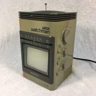 Vintage 1989 Sony Mega Watchman Fd - 500 Black & White Tv Uhf Vhf & Radio Am Fm