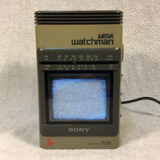 Vintage 1989 Sony Mega Watchman FD - 500 Black & White TV UHF VHF & Radio AM FM 2