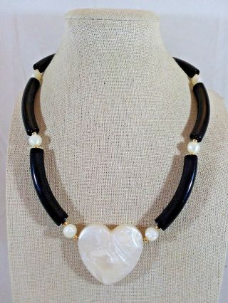 Vintage Black & Off - White Beaded Heart Centerpiece Gold Tone Necklace 18 1/2 " L