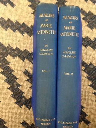 Memoirs Of The Court Of Marie Antoinette