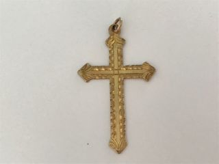 Vintage 9 ct gold cross pendant.  1 1/4” x 3/4”. 2