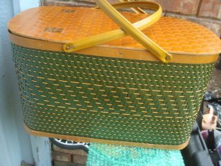 Splendid Vtg Burlington Hawkeye Basket Orig Box W / Pie Tray Picnic 1973