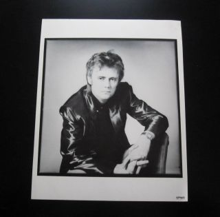 Roger Taylor : Official Vintage Photo 8 " X 10 " Professional Photograph Queen