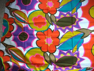 Vintage Vhy Hawaiian Textiles Fabric Mod Colorful Flower Pattern 1 Yd.  14 Inch