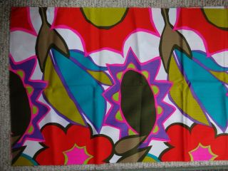 Vintage VHY Hawaiian Textiles Fabric Mod Colorful Flower Pattern 1 yd.  14 inch 3