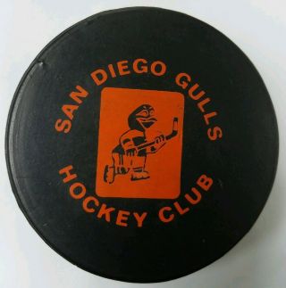 1960s San Diego Gulls Hockey Club Vintage Hockey Puck Whl Era Made In Canada Ad