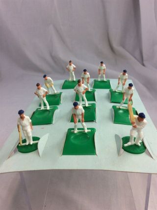 Vintage Subbuteo Table Cricket 00 Scale Fielders - England 4