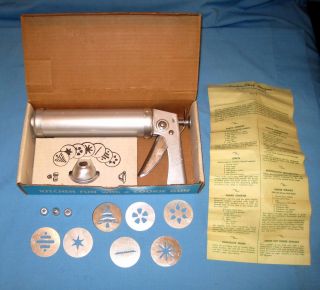 Vtg Cookie Chef Trigger Trig - O - Matic Cookie Gun/press & Pastry Decorator - Iob