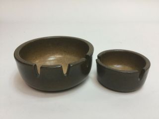 2 Vintage Heath Ceramics Ashtrays matching set Brown 4.  7/8” & 3 - 1/4” 3
