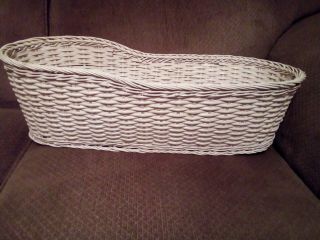 Vintage White Woven Wicker Cool Bassinet Bed Basket