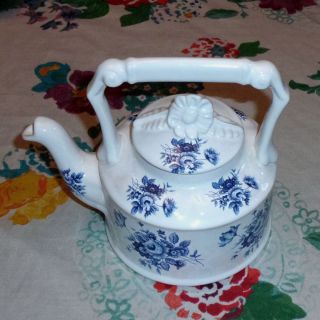 Tea - 008 Vintage Blue And White Tea Pot By Arthur Wood.  Made In England
