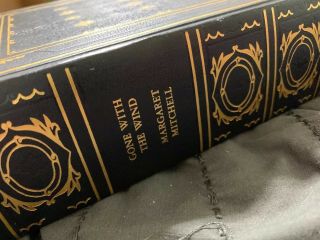 GONE WITH THE WIND Vintage Book by Margaret Mitchell Green w Gold Accents 1964 3
