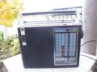 Vintage General Electric Series Fm Am Portable Radio Weather 8 Band Solid State