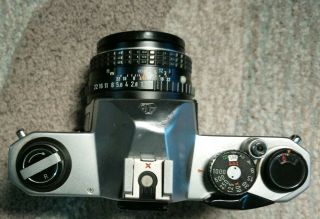 Pentax Asahi K1000 35mm SLR Film Camera Pentax - M 1:1.  7 50mm Lens 3