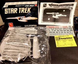 Amt Ertl Vintage Star Trek U.  S.  S.  Enterprise Model Kit